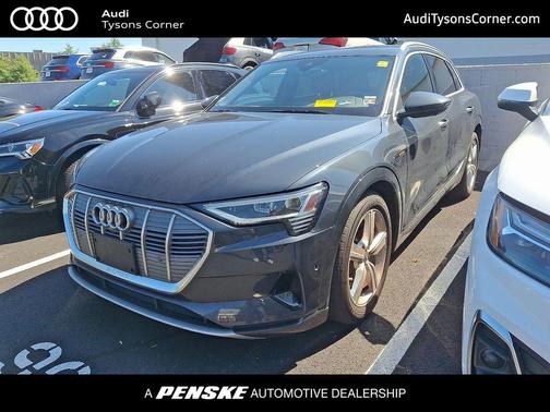 2019 Audi e-tron Premium Plus