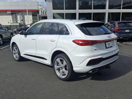 2025 Audi Q5 Premium Plus TFSI quattro S tronic