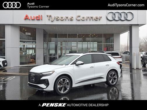 2024 Audi Q4 e-tron Premium Plus 55 quattro