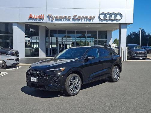 Mythos Black Metallic 2026 Audi Q5 Premium Plus TFSI quattro S tronic
