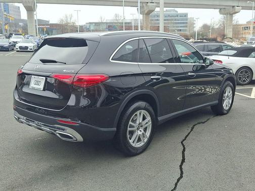 2023 Mercedes-Benz GLC 300 4MATIC