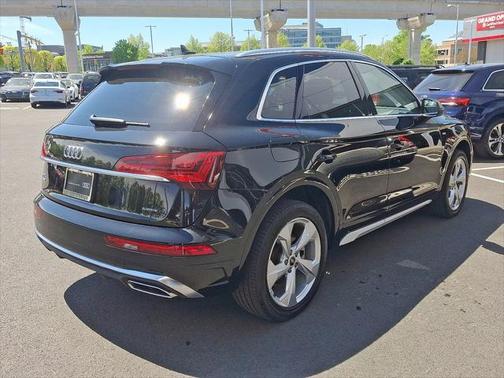 2023 Audi Q5 45 S line Premium Plus