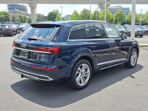2024 Audi Q7 45 Premium