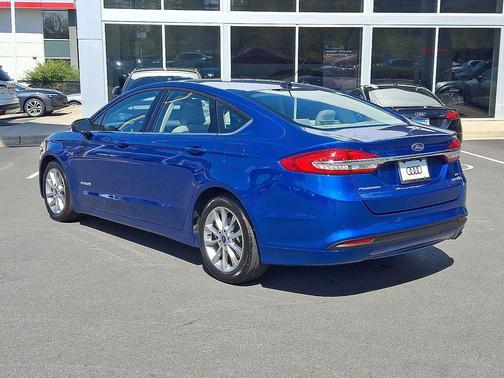 Lightning Blue 2017 Ford Fusion Hybrid SE