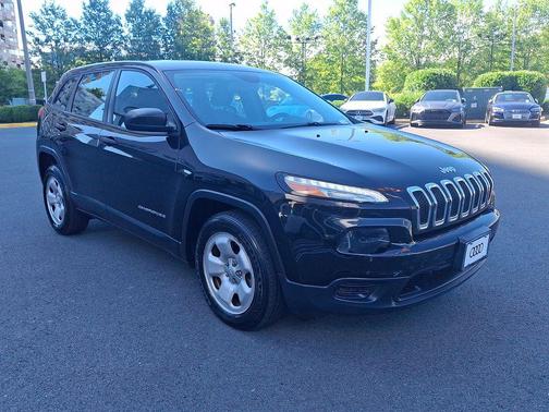 Brilliant Black Crystal Pearlcoat 2015 Jeep Cherokee Sport