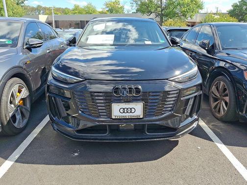 2025 Audi SQ6 e-tron Premium Plus quattro