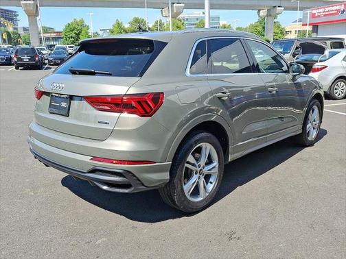 2022 Audi Q3 45 S line Premium