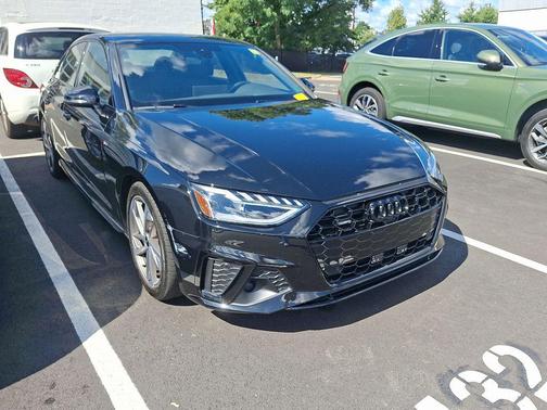 2023 Audi A4 45 S line Premium Plus