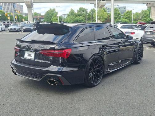Sebring Black Crystal Effect 2022 Audi RS 6 Avant 4.0T