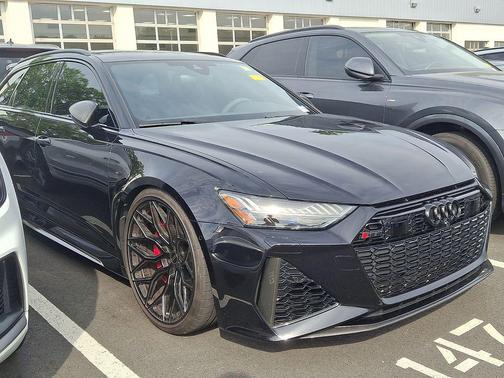 Sebring Black Crystal Effect 2022 Audi RS 6 Avant 4.0T