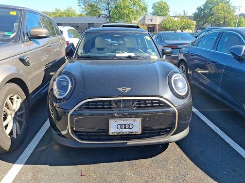 2025 MINI Hardtop Cooper