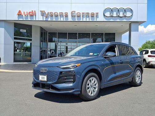 2025 Audi Q6 e-tron Premium