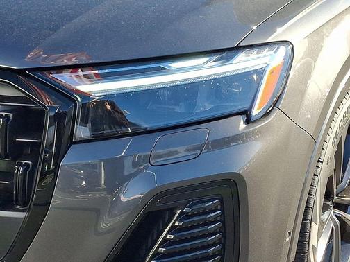 2026 Audi Q7 55 Premium Plus