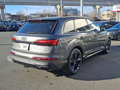 2026 Audi Q7 55 Premium Plus