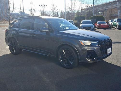 2026 Audi Q7 55 Premium Plus
