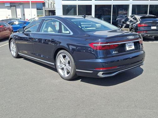 2026 Audi A8 55 TFSI quattro Tiptronic