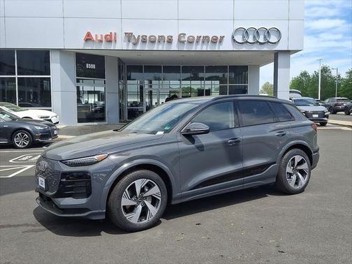 2025 Audi Q6 e-tron Prestige quattro