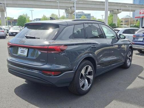 2025 Audi Q6 e-tron Prestige quattro