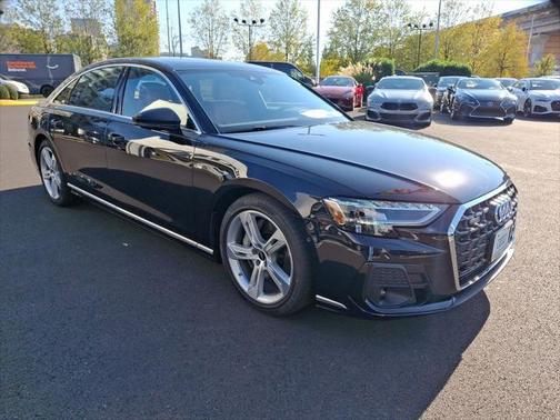 2025 Audi A8 L 55 TFSI quattro Tiptronic