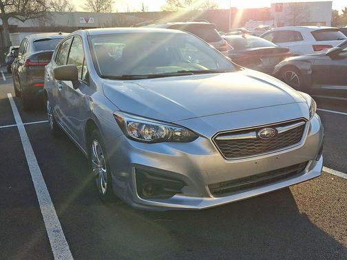 2017 Subaru Impreza 2.0i