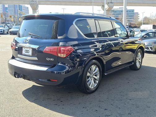 2017 INFINITI QX80 Base