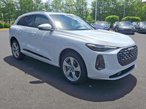 2025 Audi Q5 Premium Plus