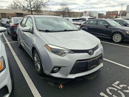 2015 Toyota Corolla LE Plus
