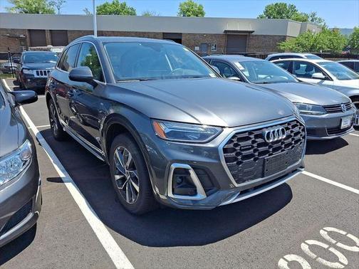 2024 Audi Q5 45 S line Premium