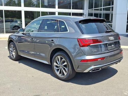 2024 Audi Q5 45 S line Premium