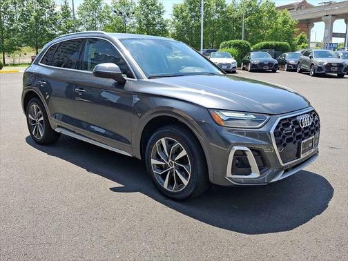 2024 Audi Q5 45 S line Premium