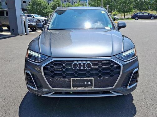 2024 Audi Q5 45 S line Premium