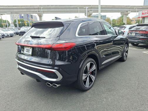 2025 Audi SQ5 3.0T Prestige