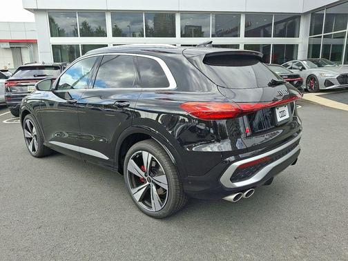 2025 Audi SQ5 3.0T Prestige