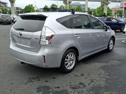 2012 Toyota Prius v Five