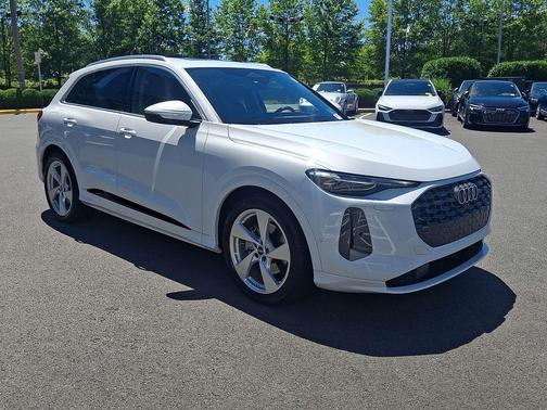 Glacier White 2025 Audi Q5 Prestige TFSI quattro S tronic