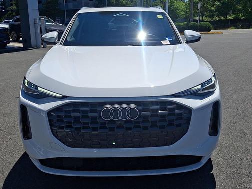 Glacier White 2025 Audi Q5 Prestige TFSI quattro S tronic