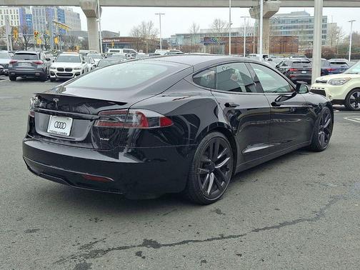 2021 Tesla Model S Plaid