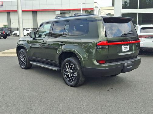 Nori Green Pearl 2025 Lexus GX 550 Premium+