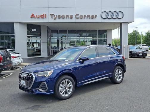 2025 Audi Q3 Premium 45 TFSI S line quattro Tiptronic