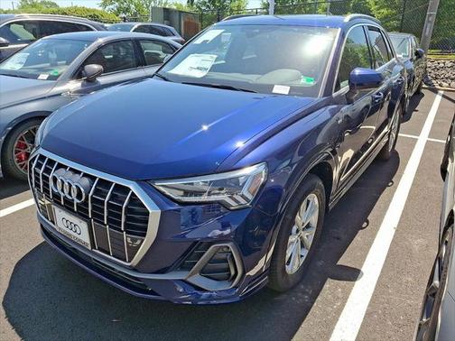 2025 Audi Q3 Premium 45 TFSI S line quattro Tiptronic