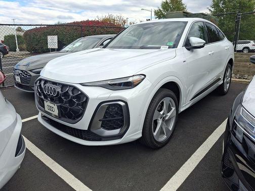 2025 Audi Q5 Premium Plus TFSI quattro S tronic