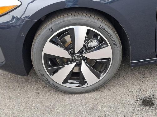 2025 Audi A5 Premium TFSI quattro S tronic