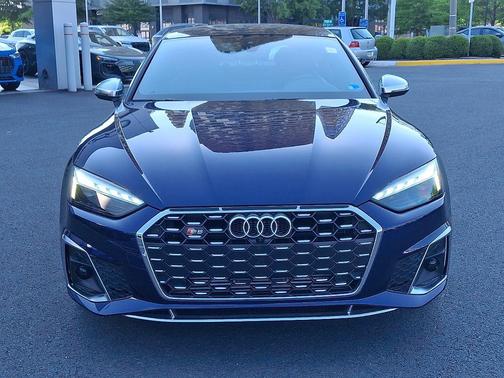 Navarra Blue Metallic 2022 Audi S5 Premium Plus TFSI quattro Tiptronic