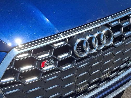 Navarra Blue Metallic 2022 Audi S5 Premium Plus TFSI quattro Tiptronic