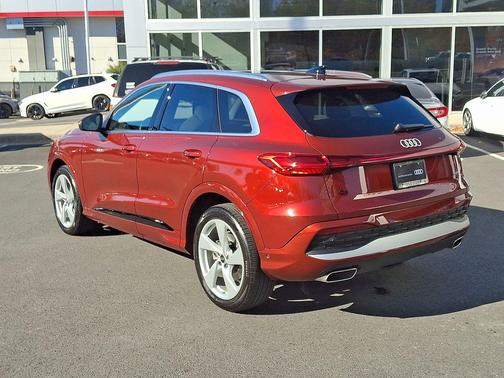 2025 Audi Q5 Prestige TFSI quattro S tronic