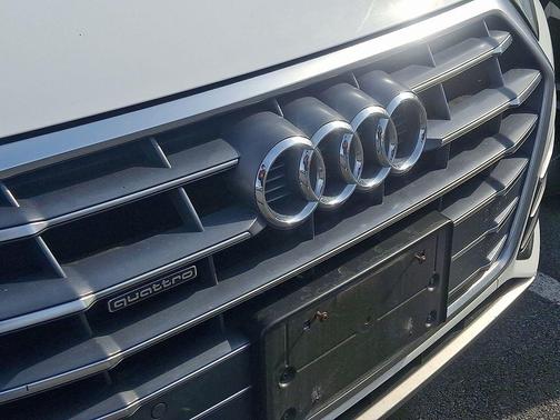 2018 Audi Q5 2.0T Premium Plus