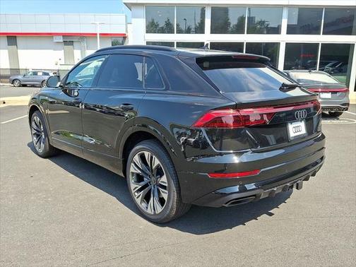 2025 Audi Q8 55 Premium Plus