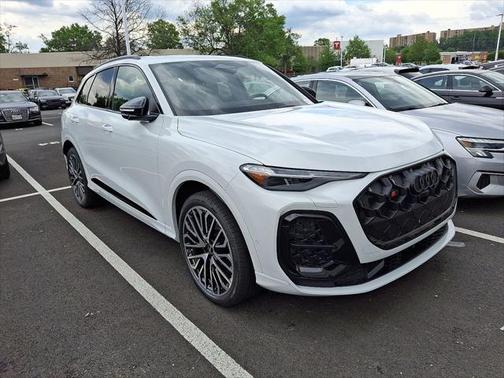 2025 Audi SQ5 3.0T Premium Plus