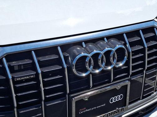 White 2025 Audi Q3 Premium 45 TFSI S line quattro Tiptronic