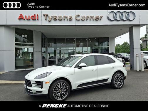 2020 Porsche Macan Base